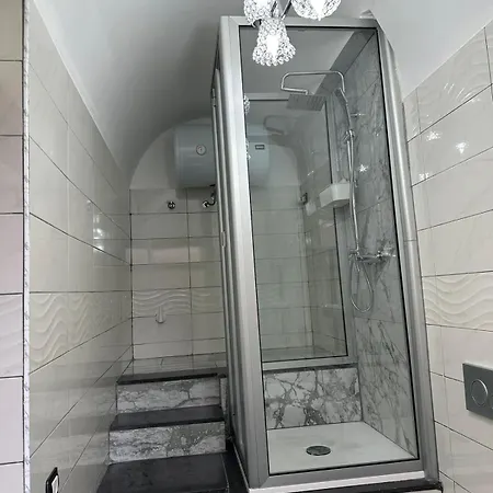 Testa House Apartment *